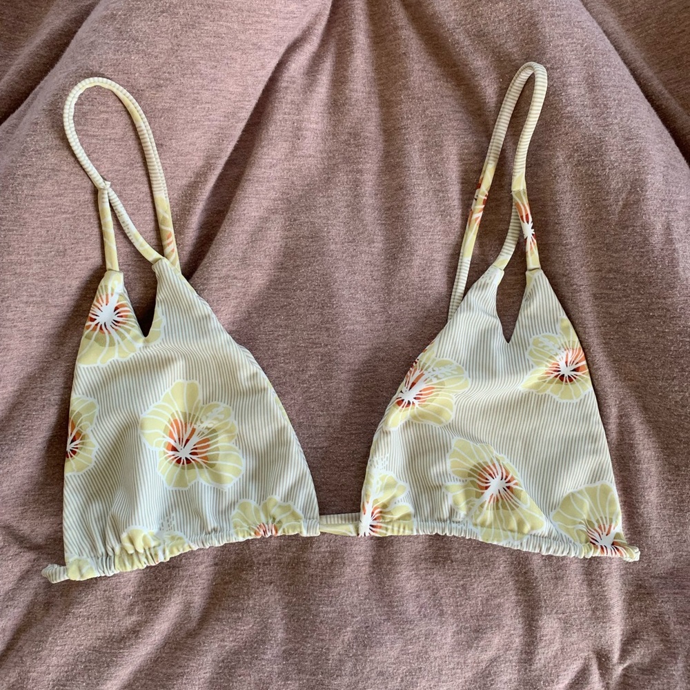 *TRADE* BENOA SWIM CASEY TOP IN YELLOW HAPA